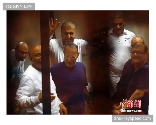 前波尔多主席因涉嫌转会欺诈及挪用俱乐部资金出庭受审 前波尔多主席因涉嫌转会欺诈及挪用俱乐部资金出庭受审